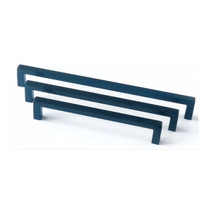 Cabinet handle
